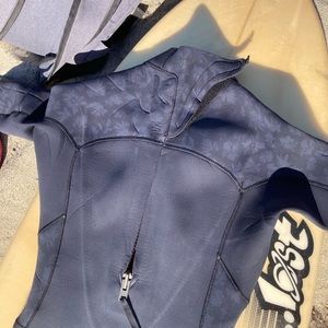 ROXY WETSUIT - size 12